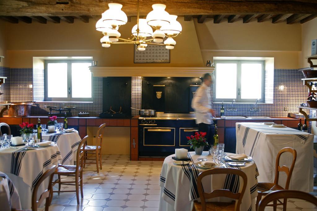 Le Mas De Peint - Hotel Et Restaurant Arlés Exterior foto